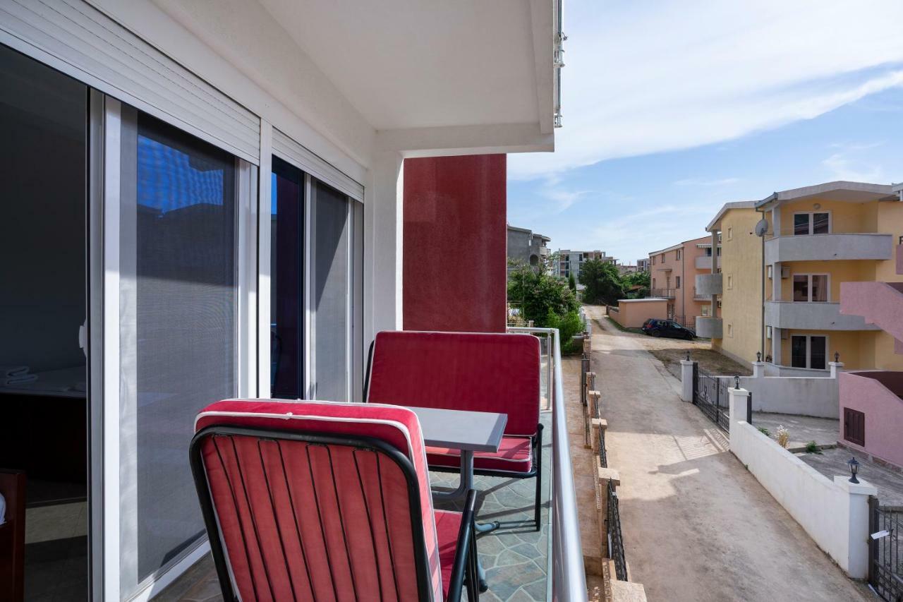 Apartments Vila A1 دوبرا فوفا المظهر الخارجي الصورة